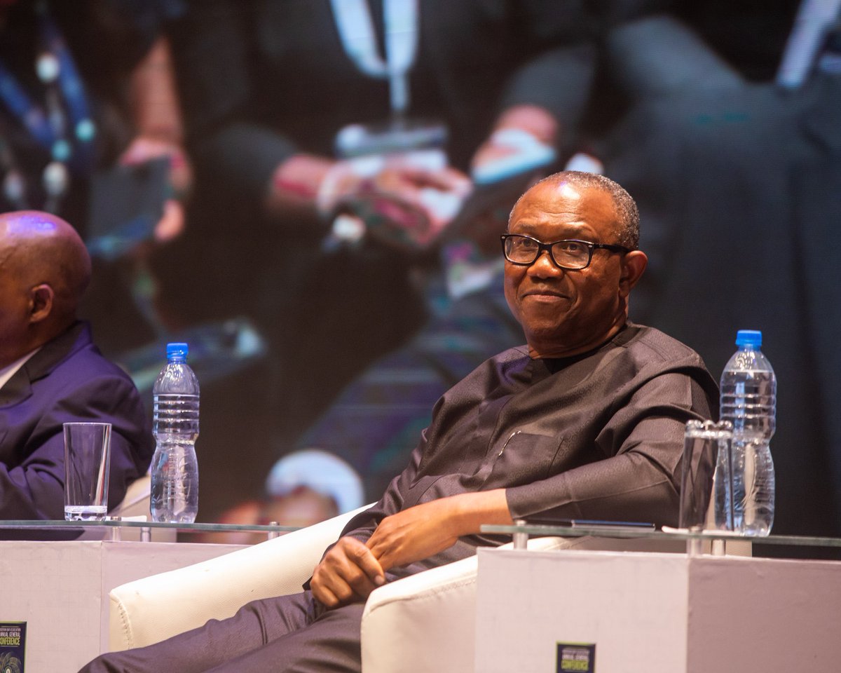 chuksjohnson13's tweet photo. Just imagine this man representing U in UN meetings.Haba you sef check m na. I’m not talking about old men who’d hardly know what’s going on around him, who they’ll just be whispering to his ear,baba you’re doin well, Nigerians loves you. And the Cabals will finish U guys #Onisha https://t.co/eS8Mevsvw4