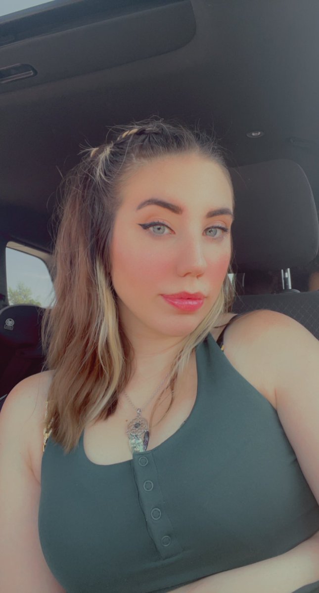 VioletVossxo's tweet photo. It’s 6:30 am and I expect a send by 7:00 you cucks. $viixy please your goddess and maybe I’ll reward you .  Findom humanatm cashcow paypig piggy drain dommme cuck https://t.co/Vwcg4SYfLU
