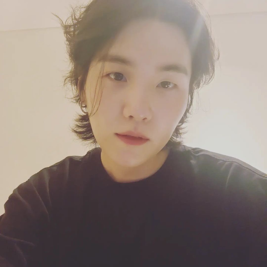 instagustd's tweet photo. 220828 | my hair is a mess https://t.co/ZA0tSORlPu