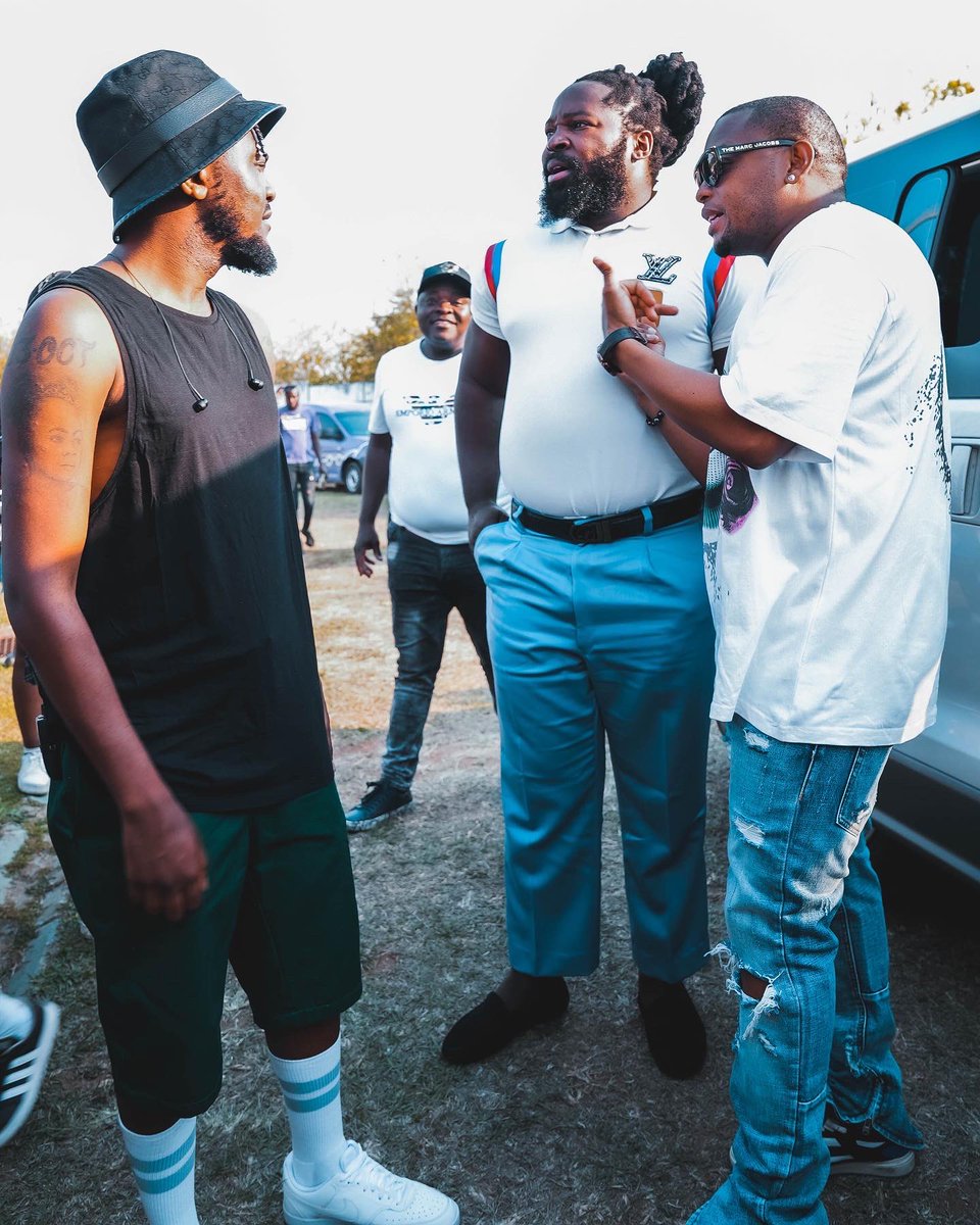 BigZulu_ZN's tweet photo. Ezakwethu iNkabi🫡umoya phansi Hip Hop le🎤🦍❤️🇿🇦@KwestaDaKAR  @MrCashtime https://t.co/wJHplJXgQZ