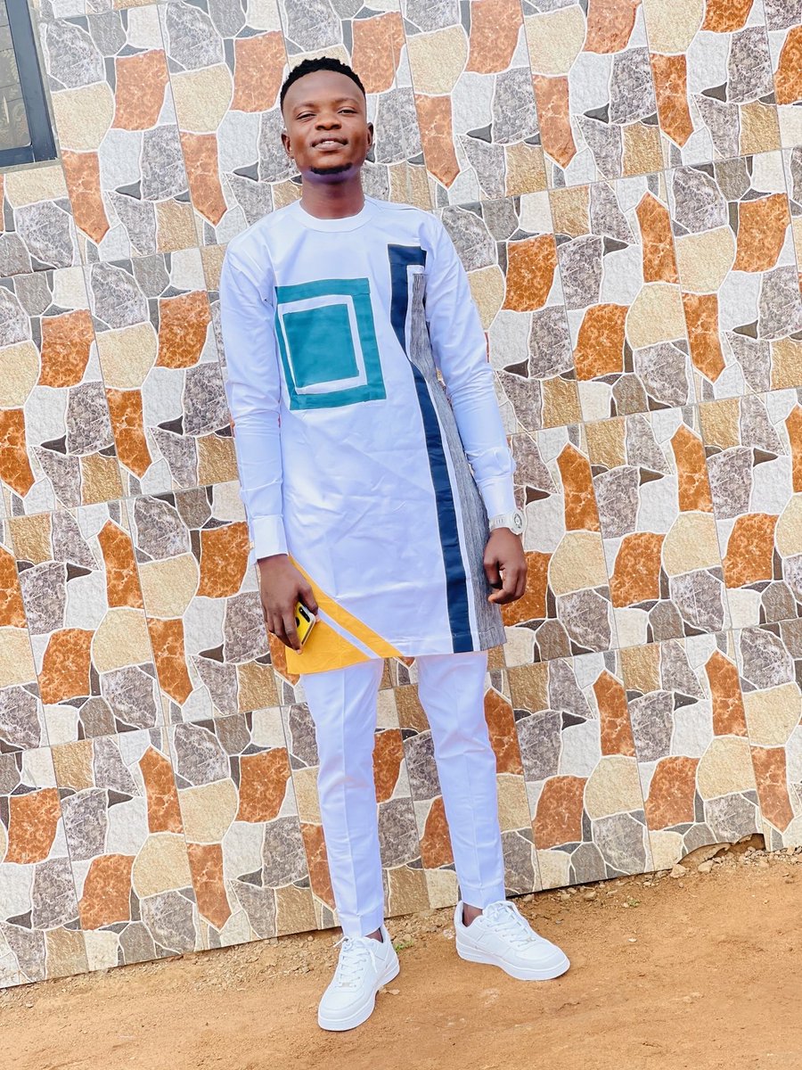 AkinyeleRasheed's tweet photo. Happy sunday https://t.co/LdvfvGyoE9