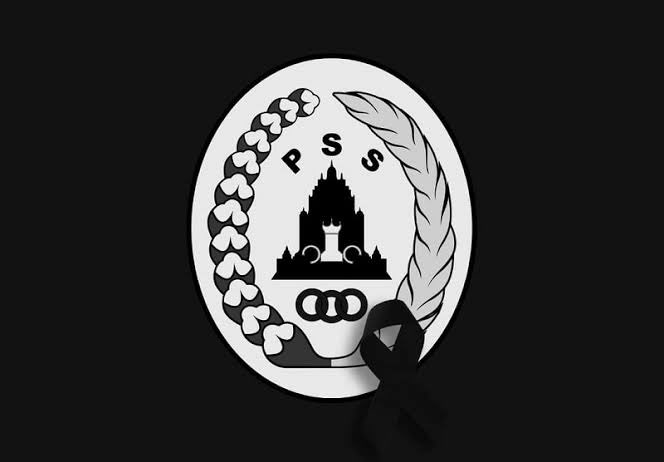 TheShooter_id's tweet photo. Kekalahan demi kekalahan di kandang, panpel yg sepertinya belum menemukan solusi dari kejadian sebelumnya, dan biadabnya arogansi manusia yg melampaui batas atas nama fanatisme, pekan yg begitu pahit utk sepakbola Sleman🥀💔

Lekas membaik @PSSleman &amp; seluruh elemen didalamnya 💚 https://t.co/cPMBbG37ZK