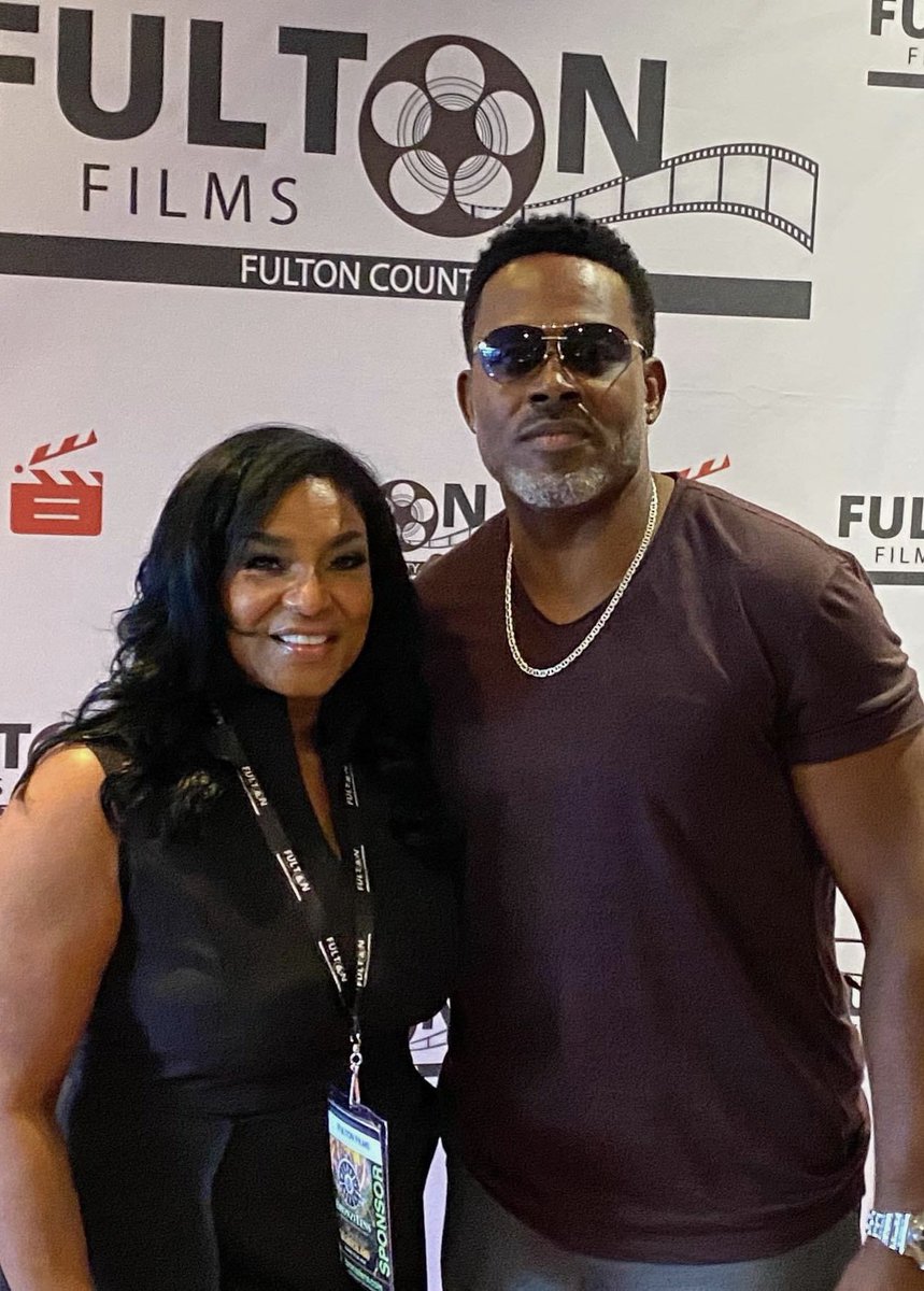 Shaunya_Chavis's tweet photo. Amazing Star ⭐️ Studded Day &amp; Night at @BronzeLens 🎬🎥 From the @Fulton_Films Panel w/@LammanRucker &amp; #JavonJohnson to the Women’s Super Star Honors, it was a wonderful experience. Our “Productions in the Heart of the Peach”Panel was a Huge Success 🎉❤️🍑 https://t.co/lPk4ScAjg7