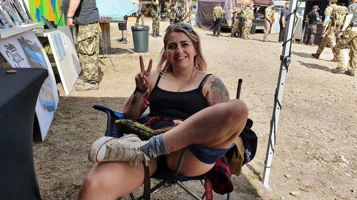 Working hard or hardly working @femmefatalekell?

#airsoftfestival