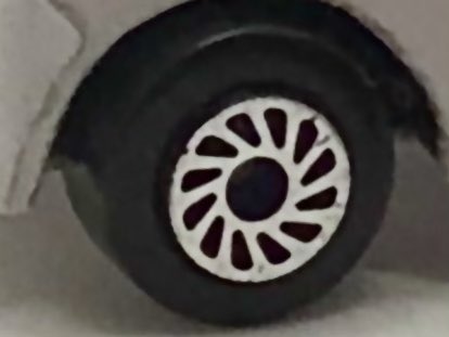 GarageMinicar's tweet photo. タイヤはファストレーンのホイールを使いました。 https://t.co/ICNZ1t0bcs