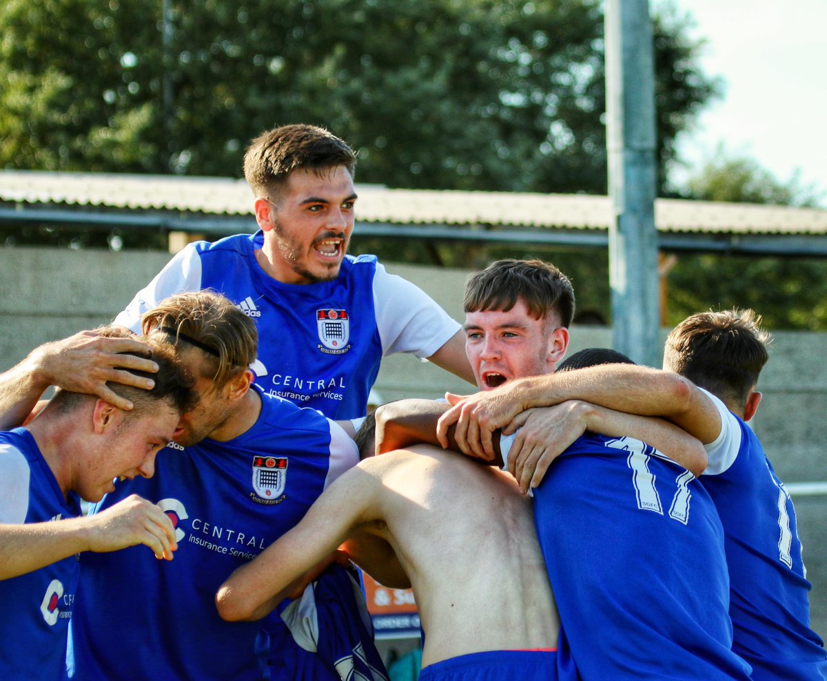 🤩 𝗔𝗯𝘀𝗼𝗹𝘂𝘁𝗲 𝘀𝗰𝗲𝗻𝗲𝘀!

🙌 A 95th minute winner from Theo Ball sent us all wild yesterday, as we progress into the next round of the FA Vase!

📸 <a href="/OLDBLUEFOX/">Ian Moore</a> 
📌 <a href="/BrickiesMcr/">Brickies Timber & Building Supplies</a> 
🔷 #WeAreGate