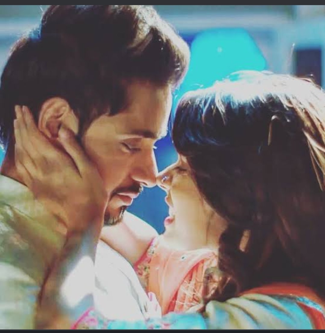 LoverAdisha's tweet photo. They have the best the bestest chemistry 🤧🤧🥺
@ZeeMusicCompany pls cast eisha singh and adnan khan in a mv #WeWantAdishaInAMV https://t.co/NRLwbiR5d0