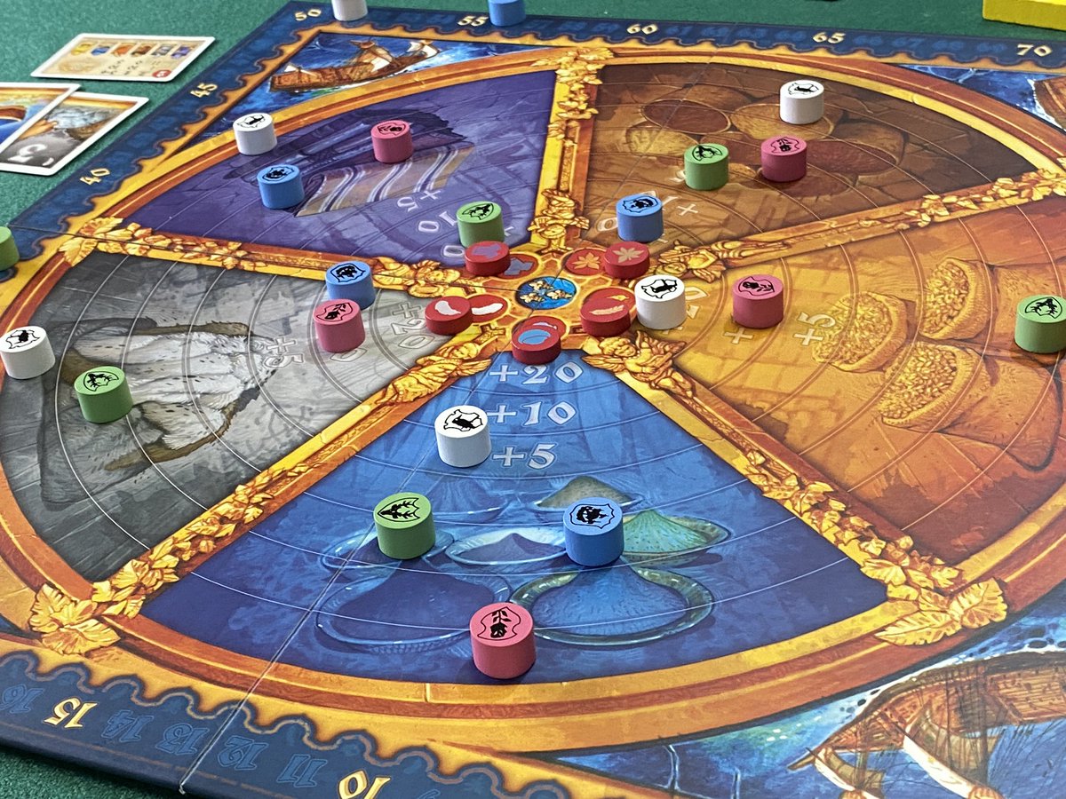 Sato39393939's tweet photo. #iwari
#アクワイア
#メディチ
#ケルト・スパイラル
#カフェ・インターナショナル
毎回楽しみな古典名作会。iwariは雰囲気が最高!これは大好き♪アクワイアとメディチはシンプルながらも他プレイヤーとの駆け引きがたまらない面白さ。流石です。珍しいケルト・スパイラルも面白い!満足♪ https://t.co/YHcvPE4wHP