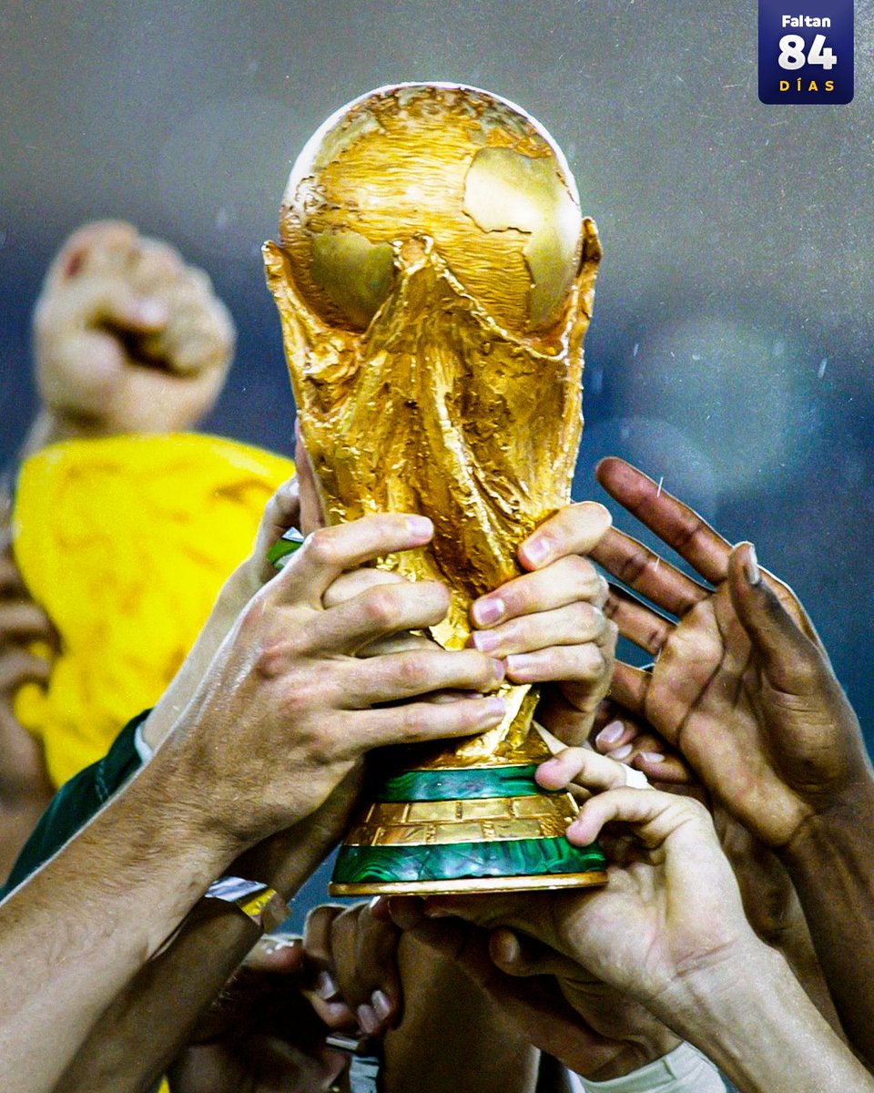 CONMEBOL's tweet photo. ¿Cuál es tu primer recuerdo de la @fifaworldcup_es? 💭​

#84DaysToGo #CreeEnTuContinente https://t.co/DoIqZ0eAzW