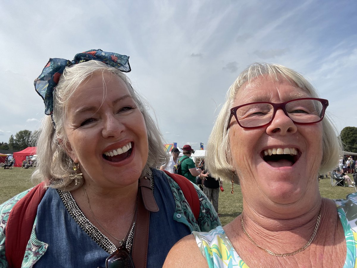natbeswetherick's tweet image. Another day ⁦@shrewsburyfolk⁩ bumped into ⁦@happyjanetalks⁩ retired @thecsp ⁦@TheAPCP⁩ singing our hearts out at a workshop #AHPsActive ⁦@WeAHPs⁩