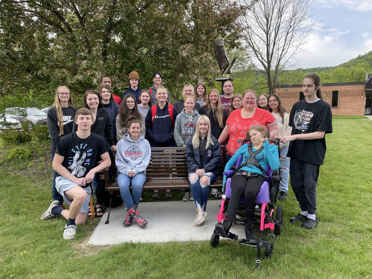 michaelmangan74's tweet photo. Remembering this...  ...dedication of the bench to our classmate Jared who passed away unexpectedly.  What an AWESOME class of 2022.  Thank you for always remembering... @HHShurricanes https://t.co/dnKu57S3BB