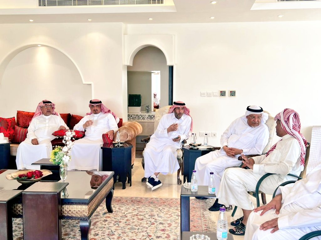 a_aldurbah's tweet photo. لم أتمكن لظروفي من حضور #مؤتمر_المدينة_للأوقاف
ولكن عوضني ربي بنقاش رائع ومتميز بحضور كوكبة من أهل الاختصاص ورجال أعمال ومحبي الأوقاف في جلسة الجمعة الأسبوعية في منزل رجل الأوقاف المتميز @Ibrahim_Subeaei
وهذا رابط للأوراق العلمية التي طُرحت في المؤتمر
https://t.co/rBdl6mV6MG https://t.co/8QS0H5K3tm