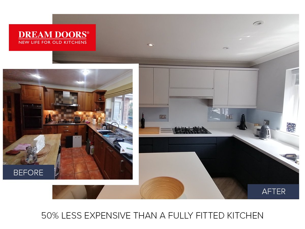 A complete new style for 50% less than a fully fitted kitchen! Handle-less cupboard doors make the space more sleek, while white worktops make it more spacious. #beforeandafter #kitchenmakeover #kitchenrefit #newkitchen #homereno bit.ly/2K8cQe0