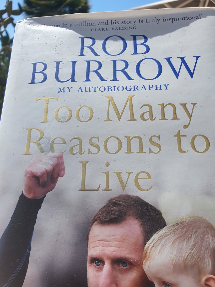 podonnell76's tweet photo. Finally finished this year's holiday book @Rob7Burrow  #toomanyreasonstolive . What a read and what an inspirational bloke a must read if you haven't already. From a Saints fan thanks for only giving "that" try half a page in the book!! #burrows7 https://t.co/q6q6C1fHG7