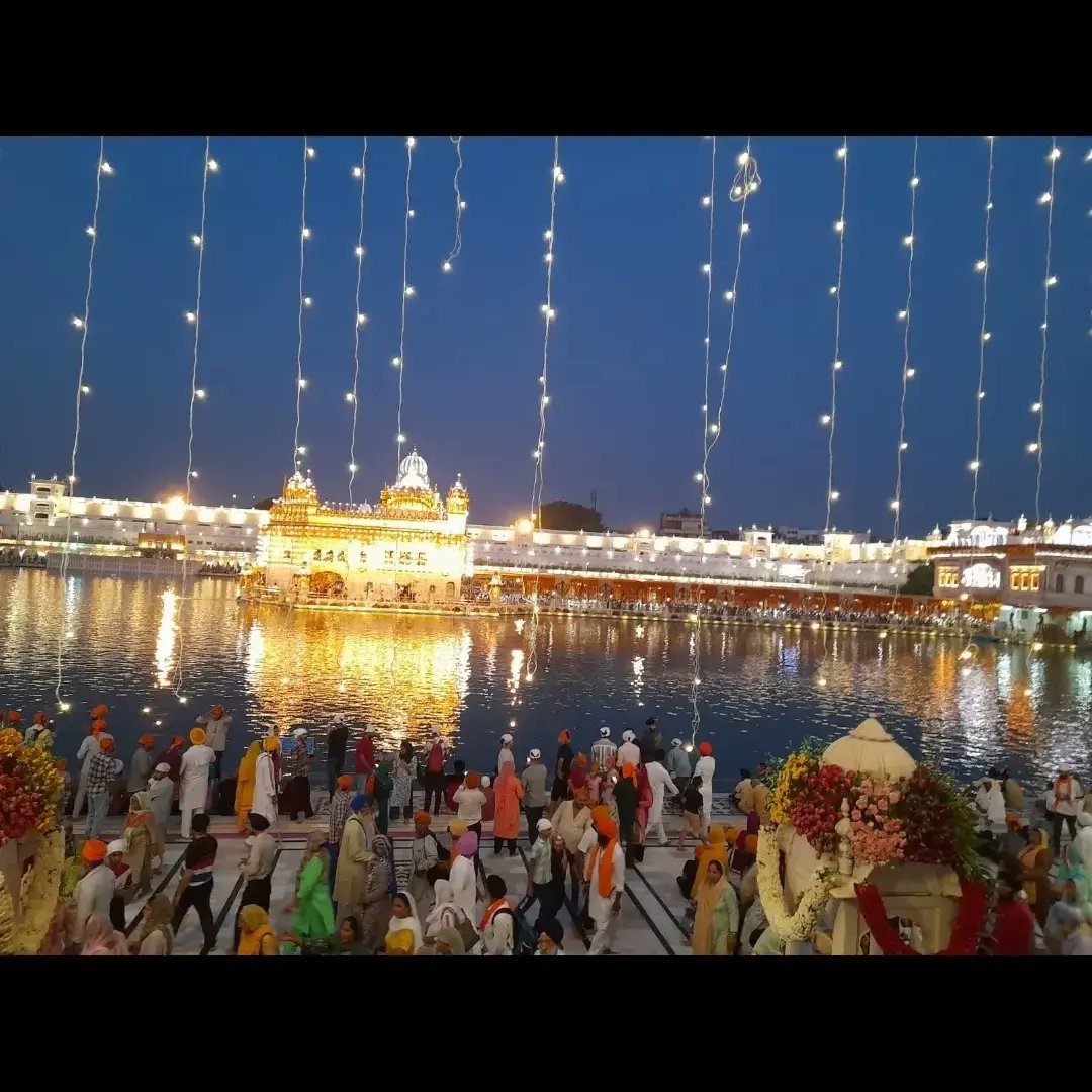 arashdeep_sidhu's tweet photo. ਡਿਠੇ ਸਭੇ ਥਾਵ ਨਹੀ ਤੁਧੁ ਜੇਹਿਆ ॥ https://t.co/1hxZVRmoKq