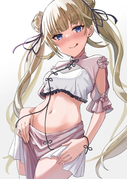 おへそ気になる? #はなぶさの絵 