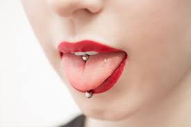maitrehamza1's tweet photo. Le percing 

Tu es d'accord que ta femme au ta sœur elles faire un percing et au

Dans la longue 
Dans les nichons 
Dans la chatte https://t.co/2x9PCSURrd