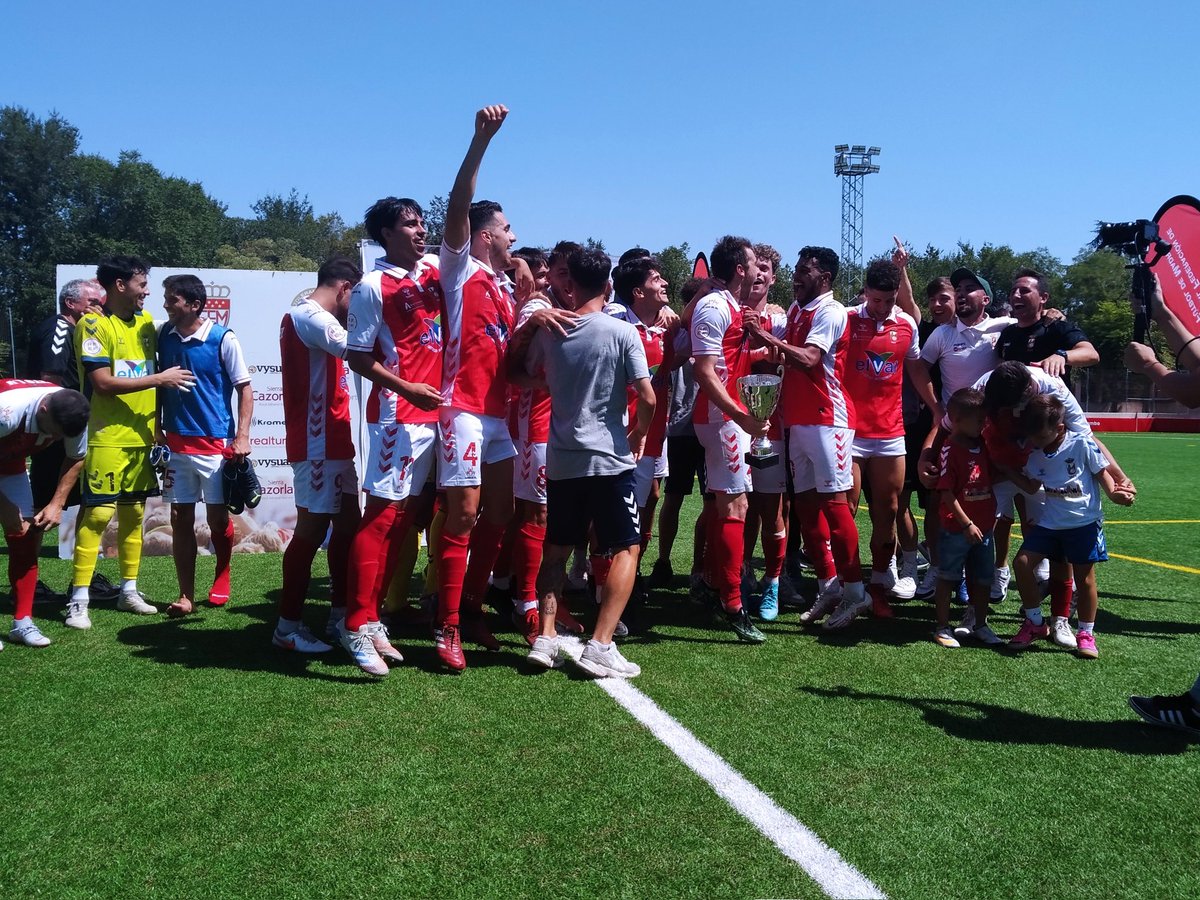 🇮🇩 Primera gran alegría del curso. ¡Próximo objetivo Copa del Rey! 

Felicitaciones al <a href="/CDURSARIA/">C.D. Ursaria</a> por el gran partido. 

Y, como no, GRACIAS a nuestra maravillosa afición que nos dió las fuerzas necesarias en los peores momentos.