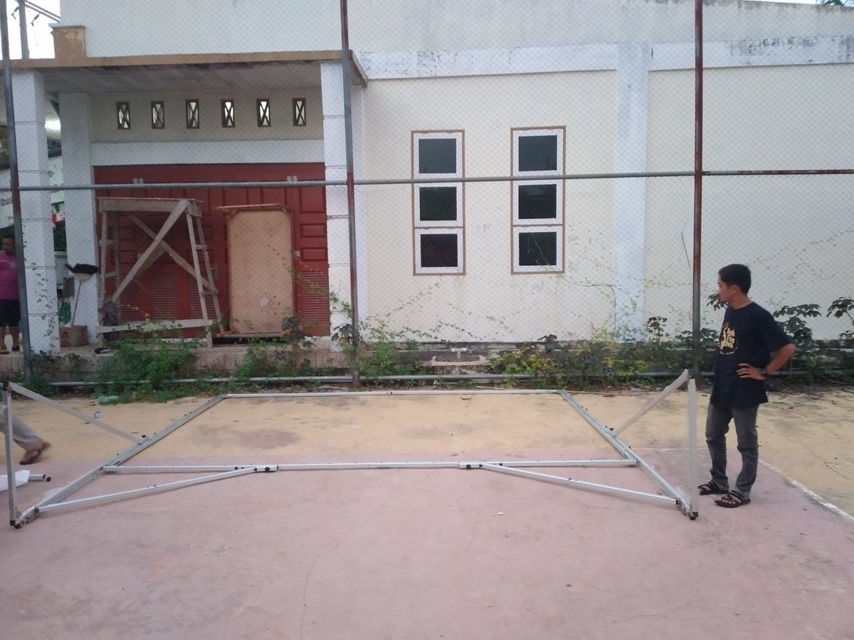 AcehFilmFest's tweet photo. H-1 Gampong Film.
Tim sudah tiba di kampung Dayah Baro, Kec. Delima, Pidie. Nanti malam, setelah insya, film2 karya sineas Aceh akan diputar. Bagi kawan2 yg ada di Sigli dan sktarnya mari bergabung. 
#acehfilmfest2022 #gampongfilm https://t.co/QRCijv0QFd