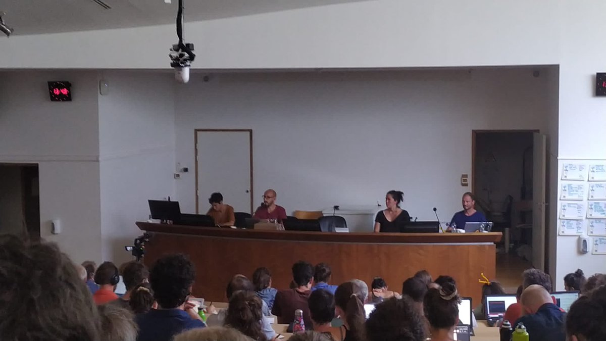 asso_sc's tweet photo. Première intervention de Cyril Fiorini de @asso_sc sur la recherche participative #jeser https://t.co/6wMMw0G0l1