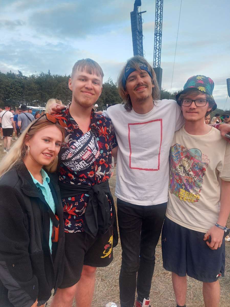 DanColey20's tweet photo. @RKELLAS Gang Zonked 
#NoMusicOnADeadPlanet
#LeedsFestival https://t.co/3q2I78ePgH