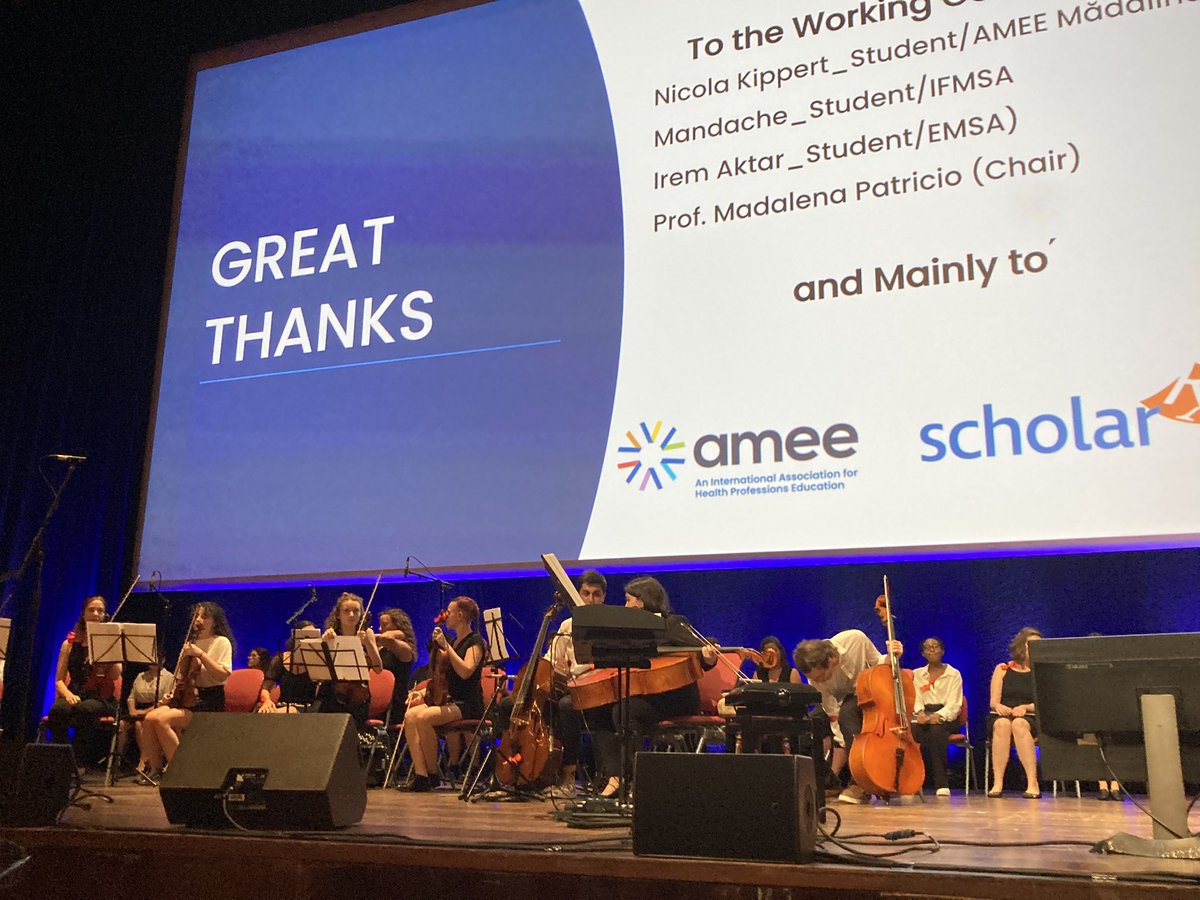 Thank you so much AECOR <a href="/UnivLyon1/">Université Lyon 1</a> for an amazing concert at #AMEE2022 ! A great way to open the conference 🎼