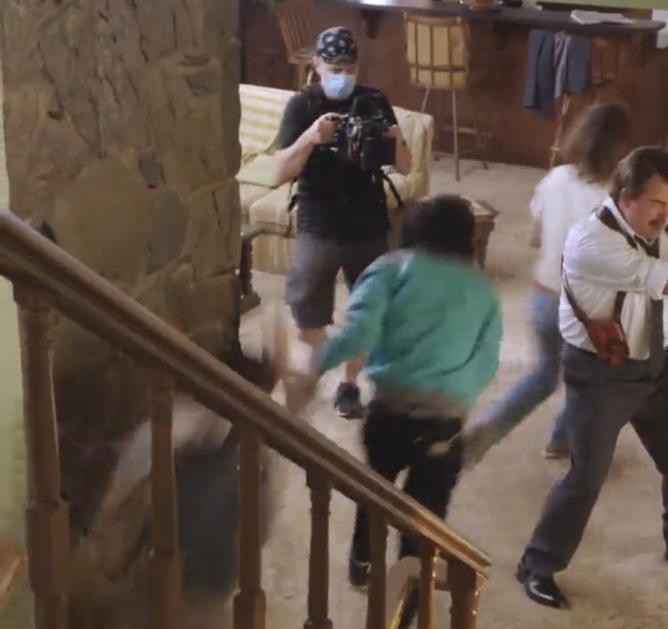 jjiniret's tweet photo. BYLER CANONICALLY HOLDING HANDS   ????? ??? https://t.co/HObMTb549X