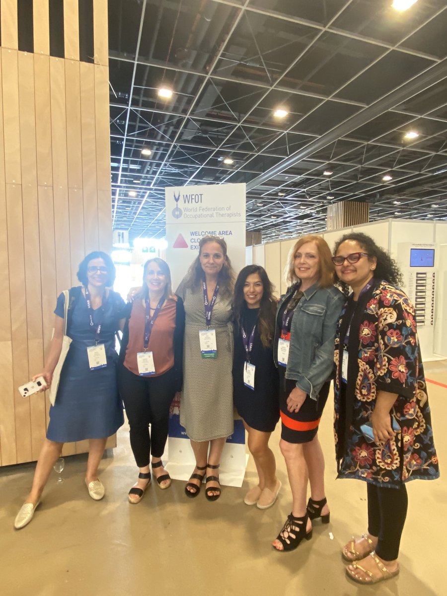 KeikoShikako's tweet photo. The @McGillRehab crew at #WFOT2022 -privilege to have such a nice, fun, and knowledgeable OTs to call friends ici et la :) https://t.co/GRSnMK0VtJ