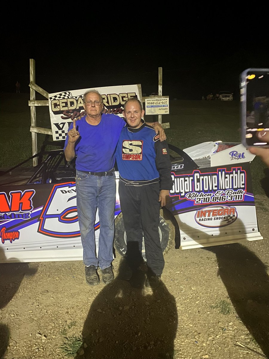 Lee DeVasier tweet media