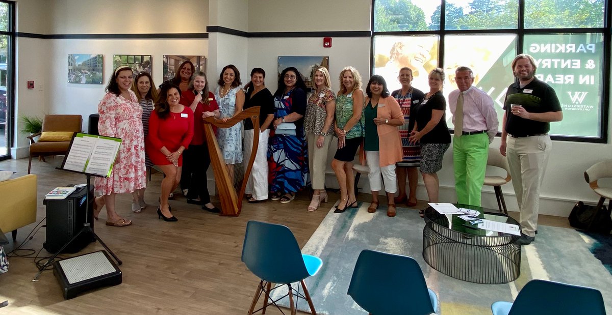 WaterstoneLex's tweet image. The #WaterstoneOfLexington team had a wonderful time hosting local professionals for a Celtic Harp Cocktail Hour. Everyone was able to unwind and relax while enjoying the soothing sounds of the harp. 🎶 Special thanks to those who attended!
