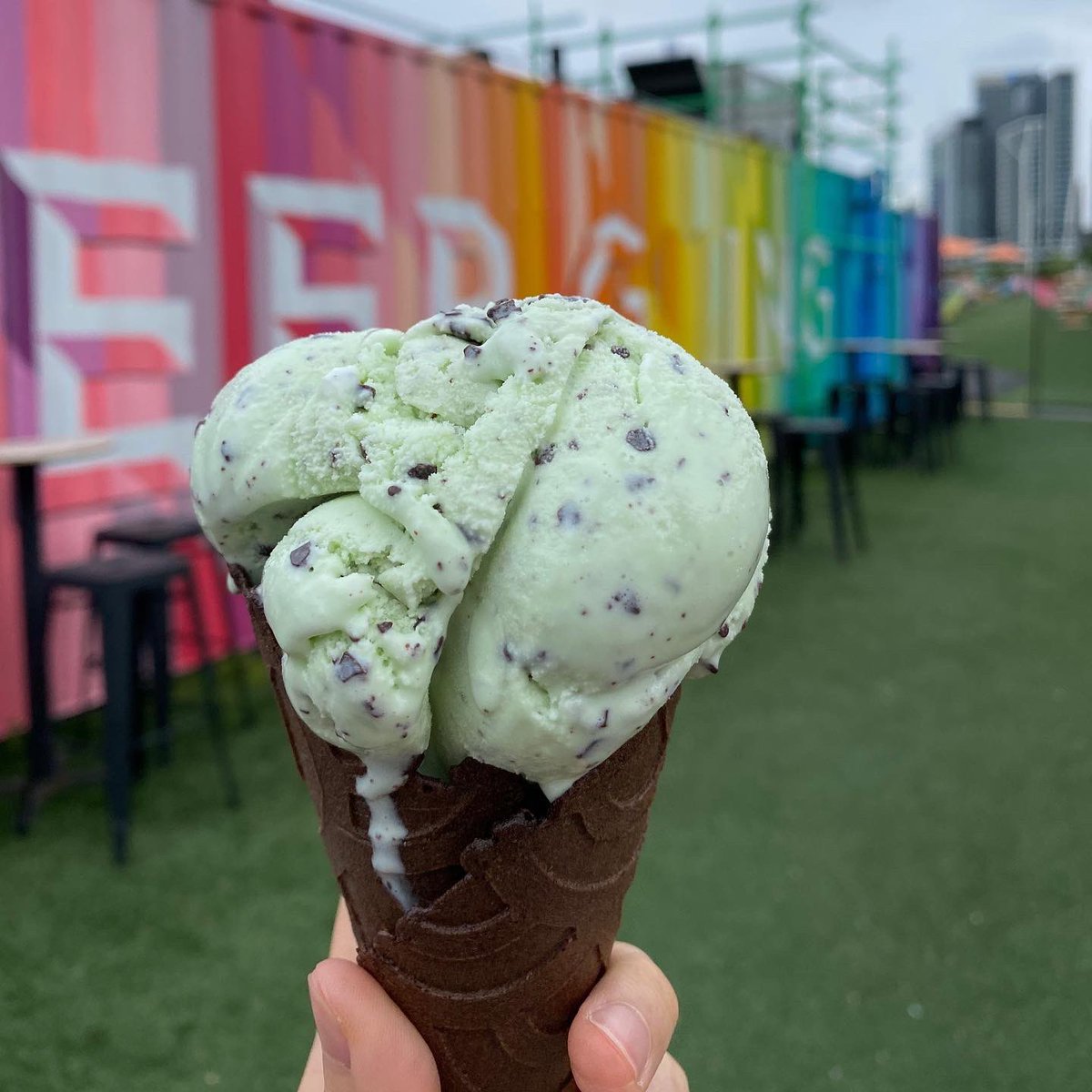 Cool yourself on this warm day with an icecream. Did you know we make our icecreams in house? #torontofood #toronto #icecream #pandoughrasbox #6ix #stackt