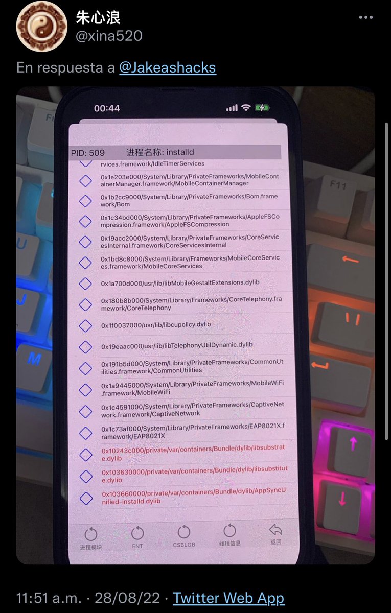 joniiirl's tweet photo. Developer Xina520 shows signs of life and he answered Jake James tweet about Substrate as an option for Rootless Jailbreak🔗 on IOS15⚙️

#Jailbreak ⛓
#IOS15 ⚙️
#Rootless 🙄
#Substrate 🤷🏻‍♂️
#Libhooker ❓
#Substitute ❓ https://t.co/ioYMBw3PNI