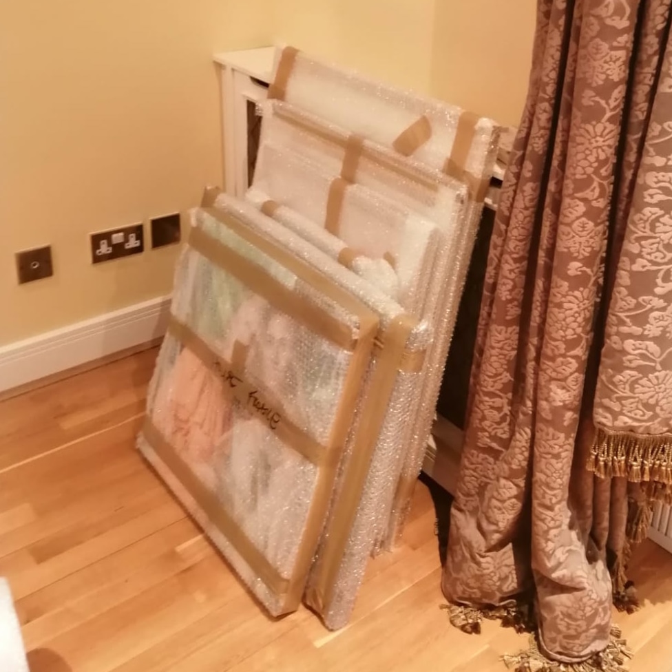 Go2Removals's tweet photo. Your most important items and cherished family possessions are in safe hands with our fully insured and highly experienced team! 😊

Find out more about our pack and move service here: https://t.co/bjbm39Wfmu https://t.co/aWtG6cOetv