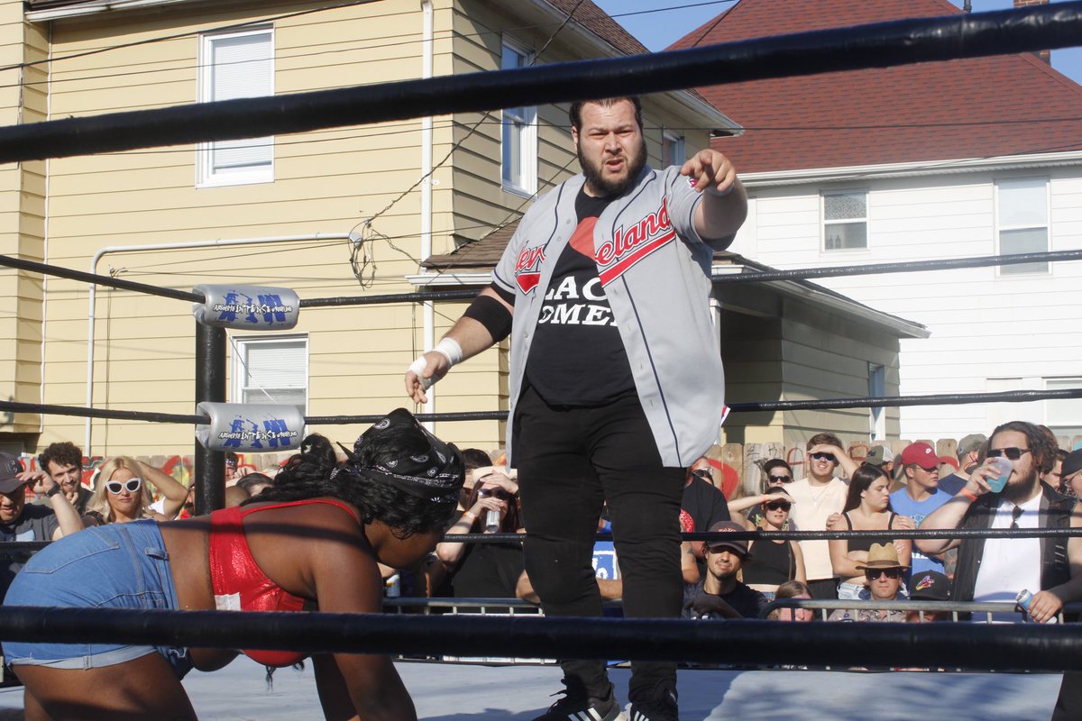mrs25159's tweet photo. @collins__philly @aiwrestling #AIW #RAGER6 #wrestlerager6 #PME #phillyC https://t.co/ZlADOfREzL