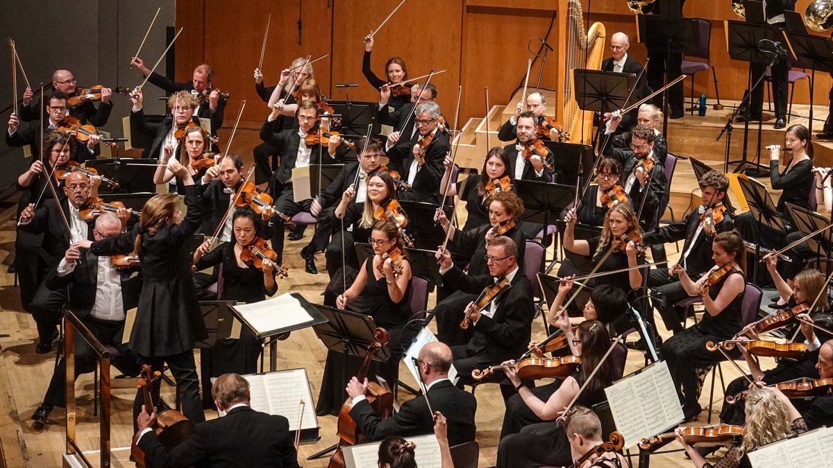 📣 WE'RE RECRUITING!!

🎻 Tutti 2nd Violin, BBC Philharmonic
bbc.in/3CzJqRI

DEADLINE: Monday 5th September 

@BBCCareers #orchestrajobs #musicjobs #manchester #salford #bbcphilharmonic