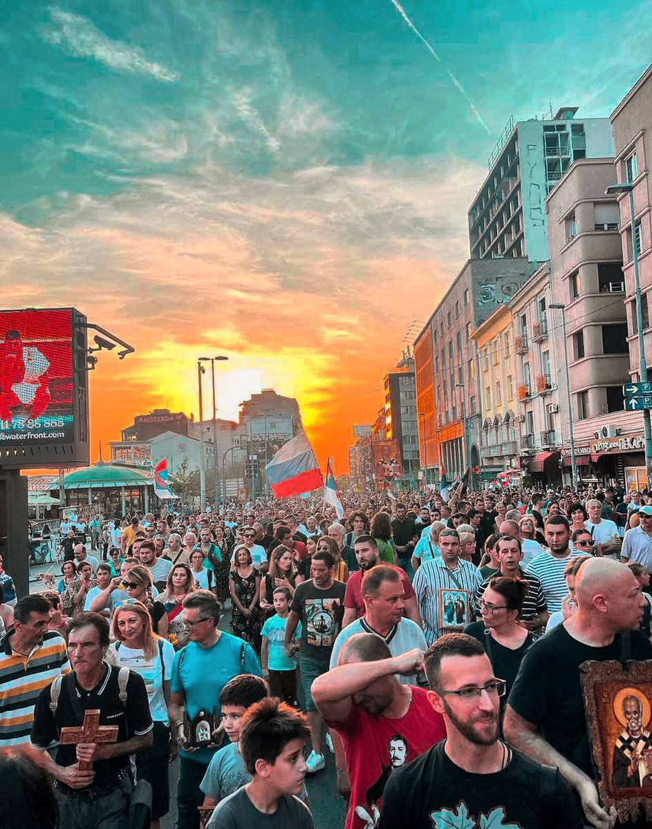 Београде, Богородичин граде, рекох ти да можеш, а борба је тек почела. Бојте се пси.❤️🇷🇸