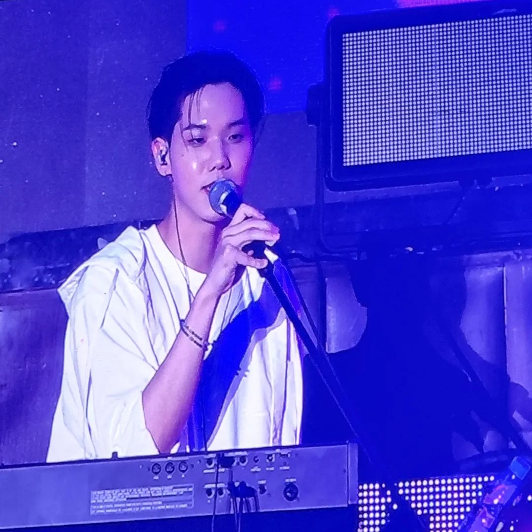 BrasilGaho's tweet photo. [📸] Gaho e Kave live in Jacarta.

Cr: annissarc

#GahoAndKAVE_ChothaFest
#Gaho #가호 @_ownr__ https://t.co/oJPwOYRLYb