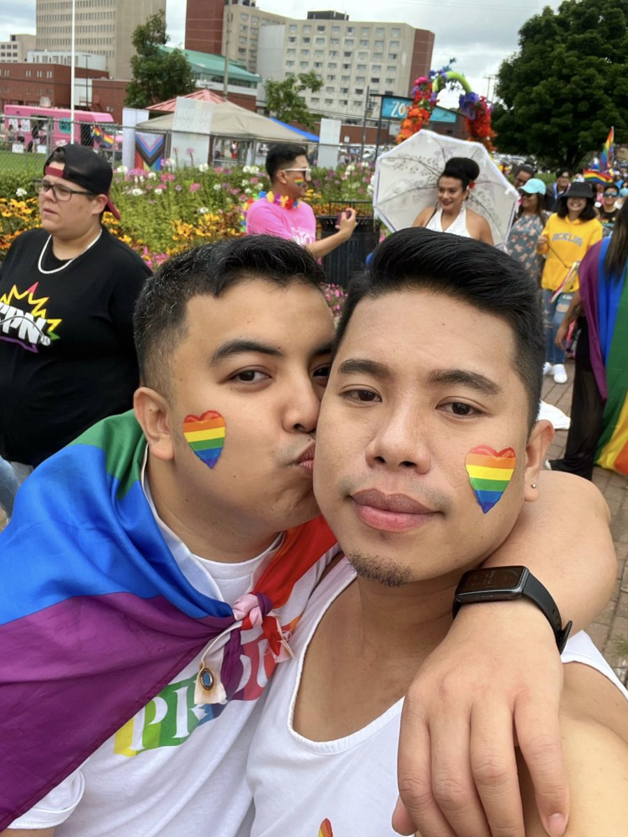epicenter124's tweet photo. Proud to be part of the Moncton Pride Parade 2022. 👬🏳️🌈🇨🇦 #OurFirstPrideParade #MonctonPrideParade #RiverOfPride #Pride2022 #NewBrunswick #Canada https://t.co/YkyPcTkcU2