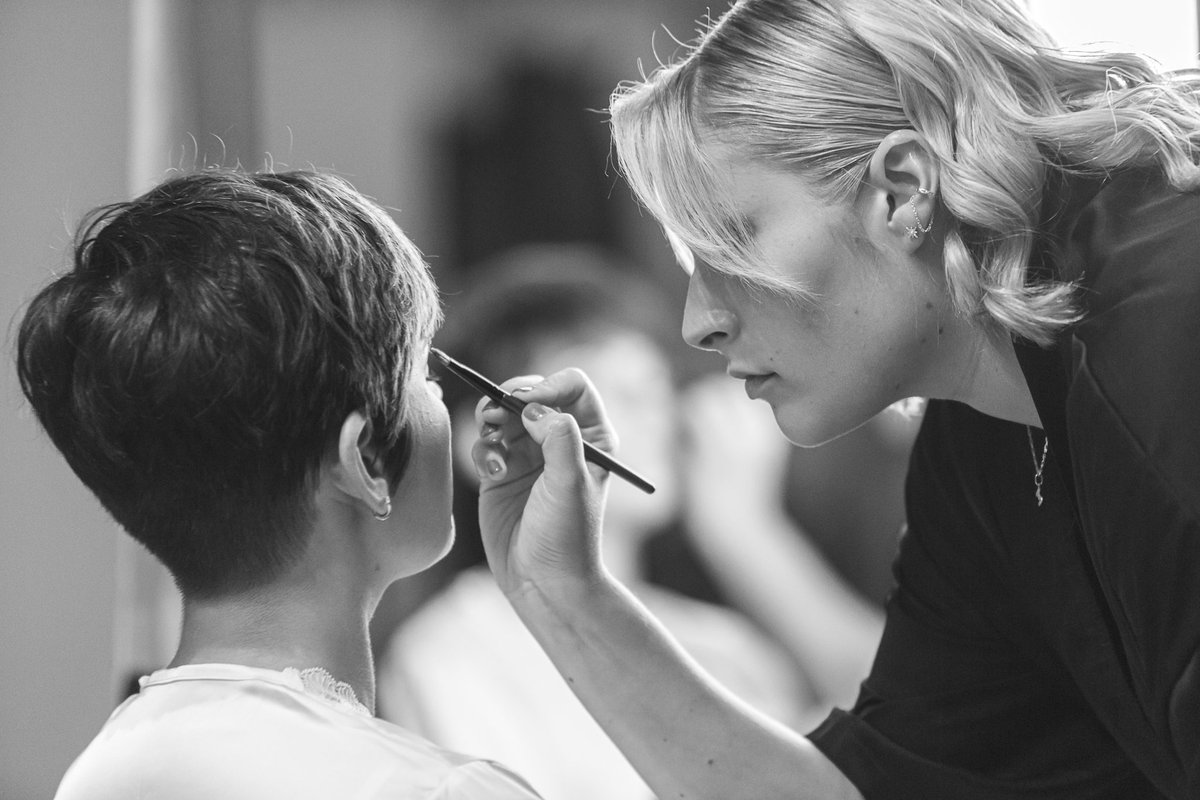 MartixMua's tweet photo. Maquillar a mi hermana para su boda ha sido precioso. ❤📸 estas fotos han sido realizadas por @danielpeinado.photo (Instagram) https://t.co/nGoeti9fcG