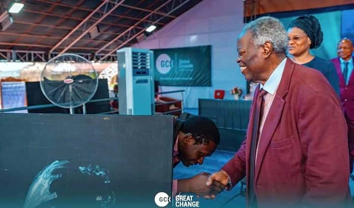 ologunloluwa_t's tweet photo. God's mercy brought me this far! 
#GlobalCrusadewithKumuyi https://t.co/UZRt2fuYRF