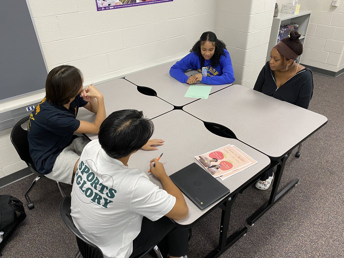 Can machines think? What is the threshold at which computers can think for themselves? My AI students compare and contrast The Turing Test and The Chinese Room in a tabletop rotating discussion. #criticalthinking <a href="/SKG_Jaguars/">Seckinger High School</a> <a href="/ai4k12/">AI4K12.org</a> <a href="/CS4All_GCPS/">CS4All in GCPS</a>