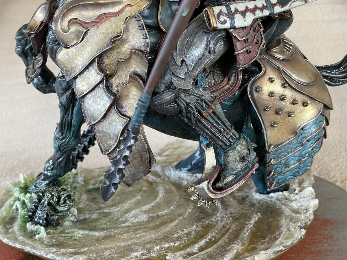 MassimoVallery's tweet photo. Predator samurai on xeno horse, gorgeous model sculpted by Takayuki Takeya #kamehousestudio #rakayukitakeya #massimovallery #predator #alien #xenomorfo #resinmodelkit #vallejocolor #liquitexcolor https://t.co/juiKd3So8a