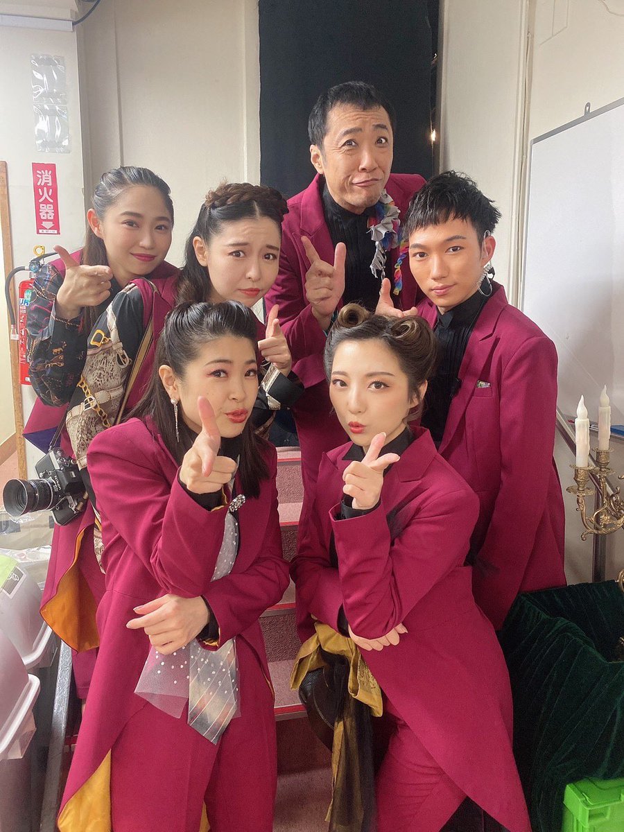sakura_9943's tweet photo. #舞台G7 委員会メンバー🎀
1枚目、愛さん♡「委員長〜！愛さーん！」と、気付けばいつも頼って本当にお世話になりました。
2枚目、みずきさん♡ にも沢山助けてもらいました。今後活動していくうえで励みになる言葉をもらい嬉しかったです💌
3枚目、れなさん♡写真からも伝わるハッピーオーラ🧚🏻‍♀️だいす https://t.co/1uYTiw6gIm