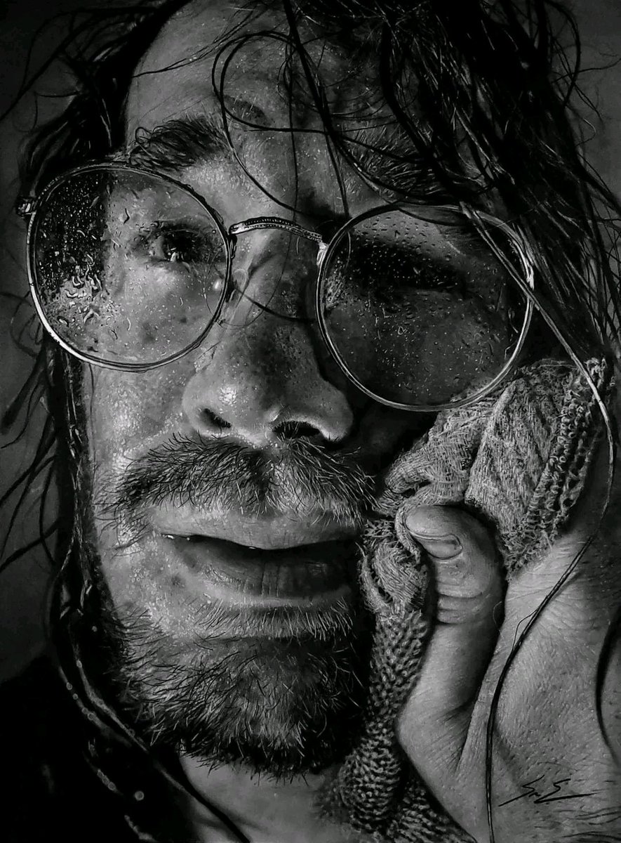 kloybi's tweet image. Λοιπόν αυτή δεν είναι φωτογραφία αλλά ζωγραφιά με μολύβι.Για ν γίνει χρειάστηκαν 125 ώρες.Κ με zoom δύσκολα καταλαβαίνεις ότι είναι ζωγραφιά.Ανεβηκε χτες στο διαδίκτυο και την υπογράφει ο Dylan Eakin ένας από τους κορυφαίους φωτορεαλιστες στο γραφίτη κ στο κάρβουνο, στον κόσμο‼️