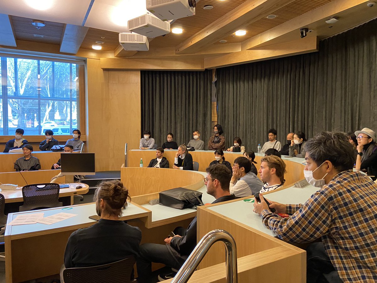 ProfRoyGreen's tweet photo. Delighted to provide tour of #Gehry designed @UTS_Business building for @SANAA_jp architects of #SydneyModern @ArtGalleryofNSW @anthony_burke https://t.co/fsEitdtK4g