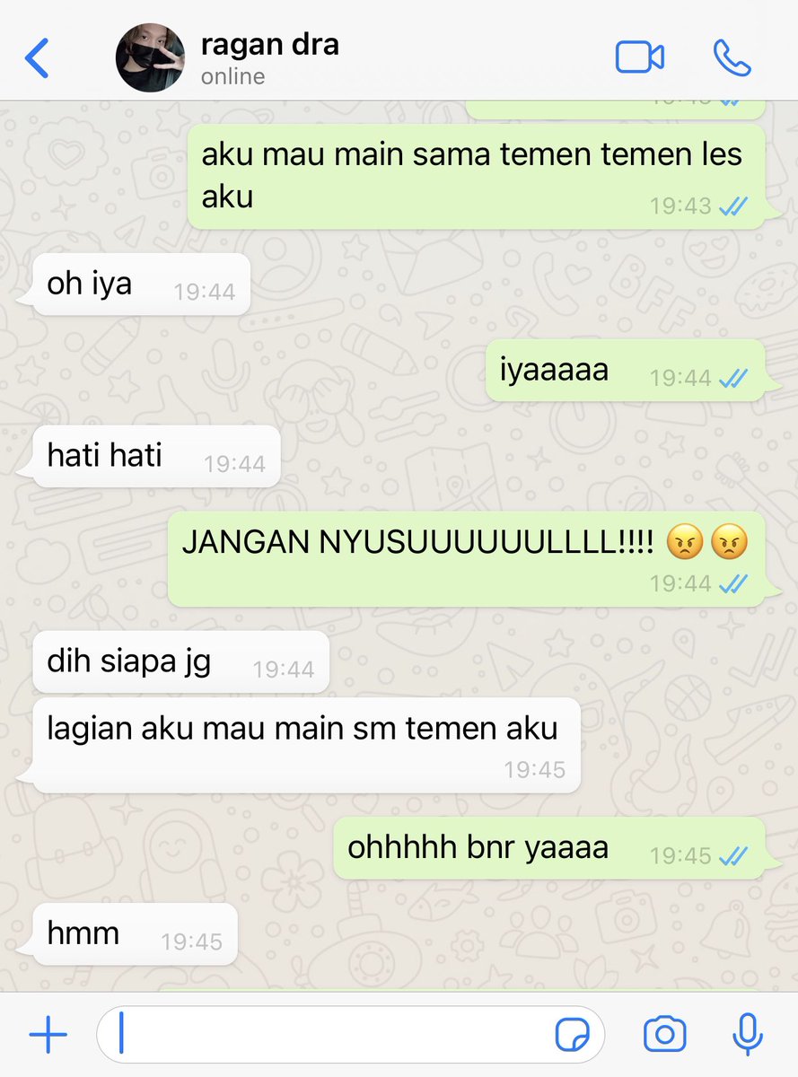 vinsalake's tweet photo. ; numpang toilet

— hyuckren few tweets au https://t.co/GmbfChSNsZ