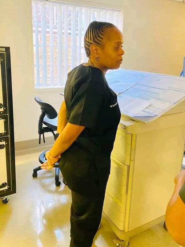dr phophi ramathuba 👏💪
Retweet if you fully support her
She a 100% Mondli Makhanya SOLD OUT Sun City Hatfield SAMAs #HandsOffDrPhophi DJ Zinhle #gogoskhotheni #ComradesMarathon2022 Onalenna Zuma Nkandla