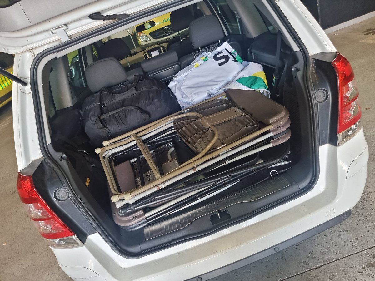 SJA_DConlon's tweet photo. @stjohnambulance #OperationalCommander life today. 
Getting to the hub early to pack all the equipment and radios we need for today's event and getting it to site ready for the first aiders to arrive. https://t.co/epYOGJ050W