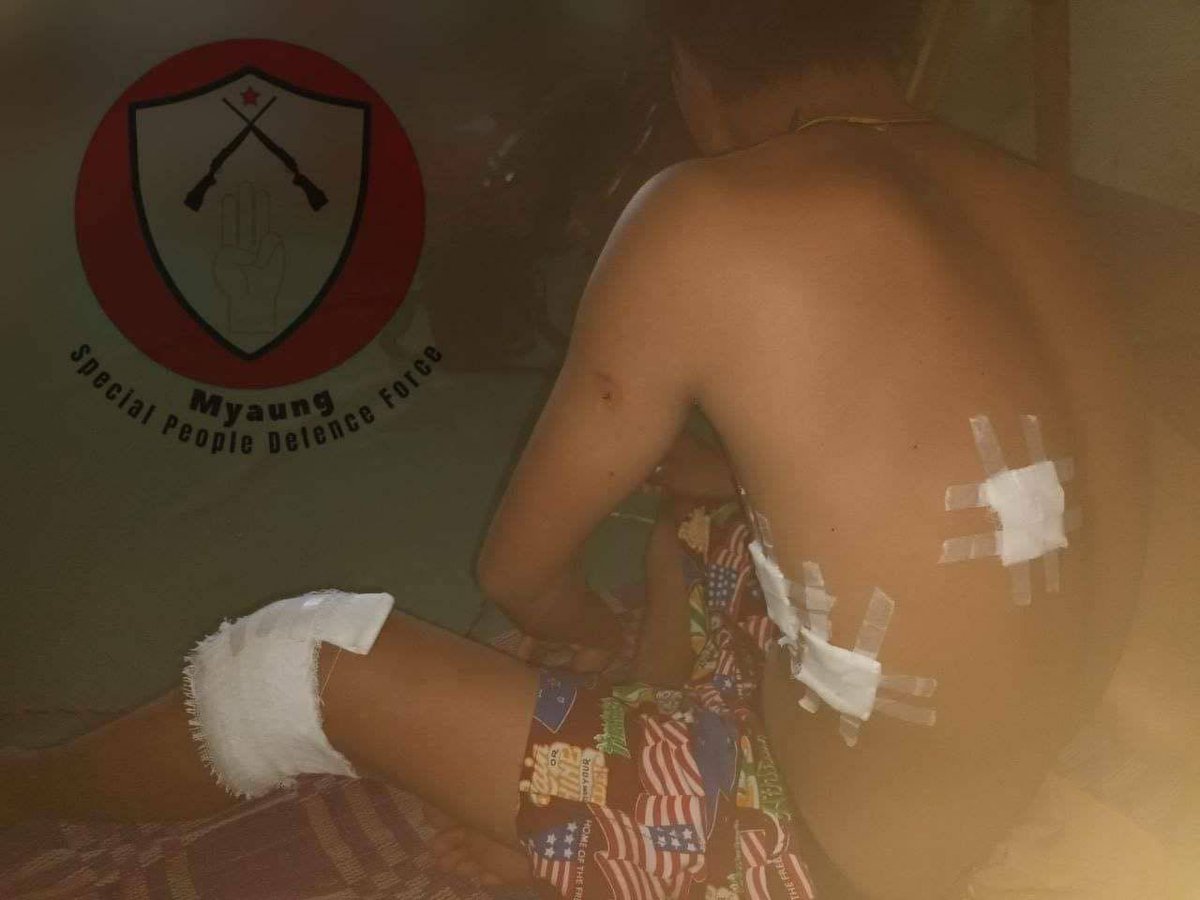 KMohsoe's tweet photo. The clashes between military troops and local defense forces erupted in YayLalKyun region, Yesagyo tsp, and the troops who have stationed in Min village since 26th Aug stormed the nearby villages. #2022Aug28Coup #LegalizationOfNUG #WhatsHappeningInMyanmar https://t.co/U45FlDbnxF