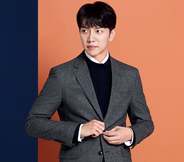 CarolAiren's tweet photo. Seunggi 😭 new Parkland photos + hot forehead!!! #LeeSeungGi #이승기 #Parkland https://t.co/fj8GuPHDjU